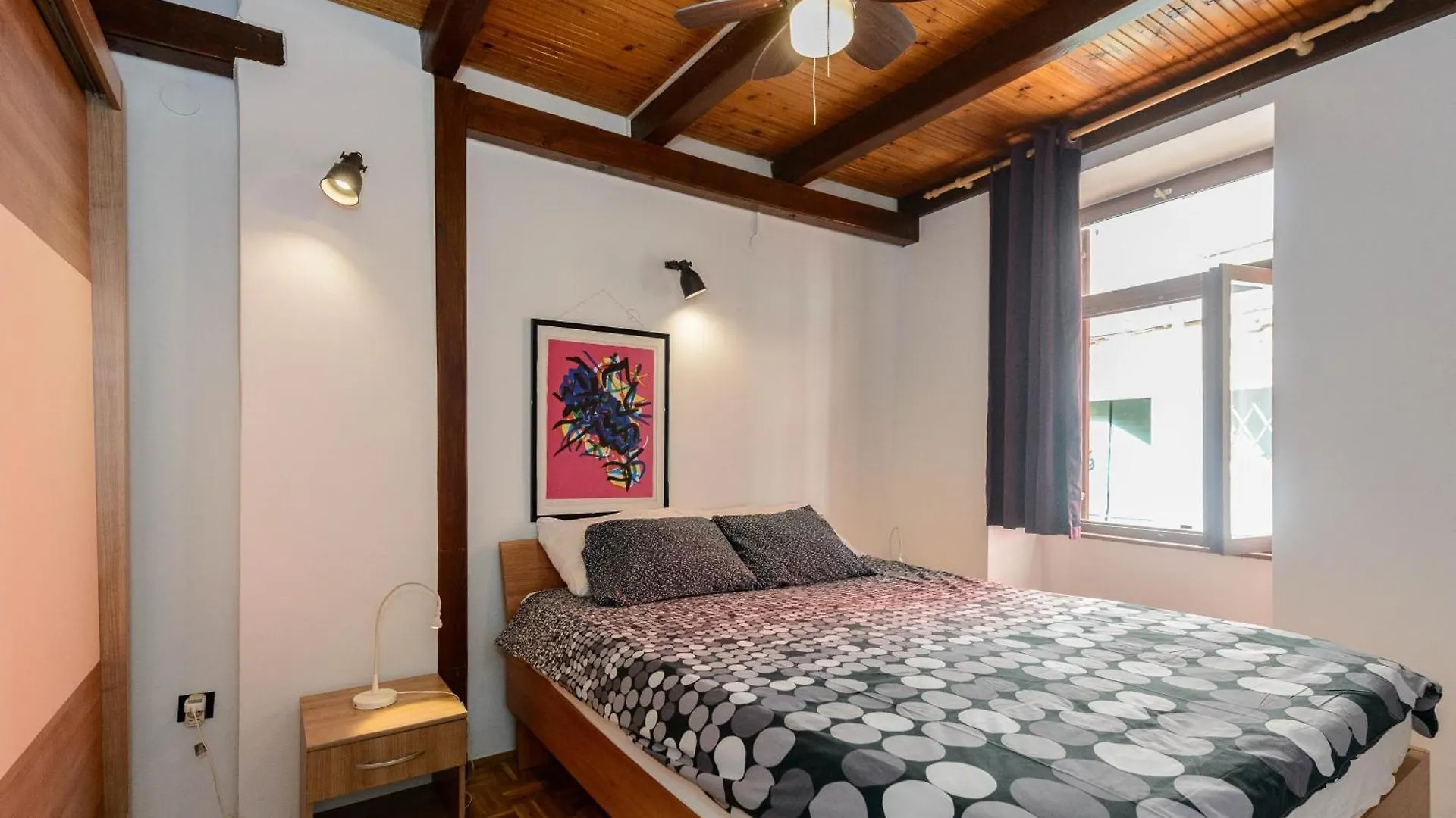 Planetrovinj Apartments Croazia